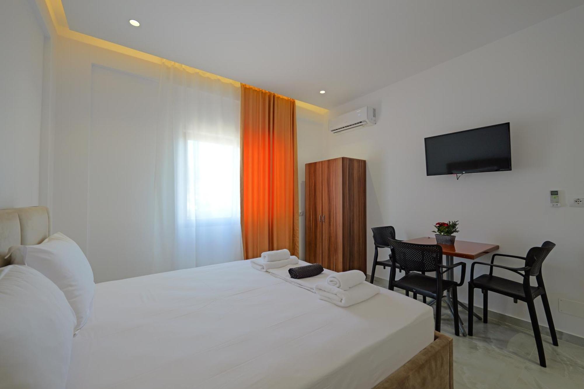 Central Garden Residence Sofia - Free Parking Ksamil Exterior photo